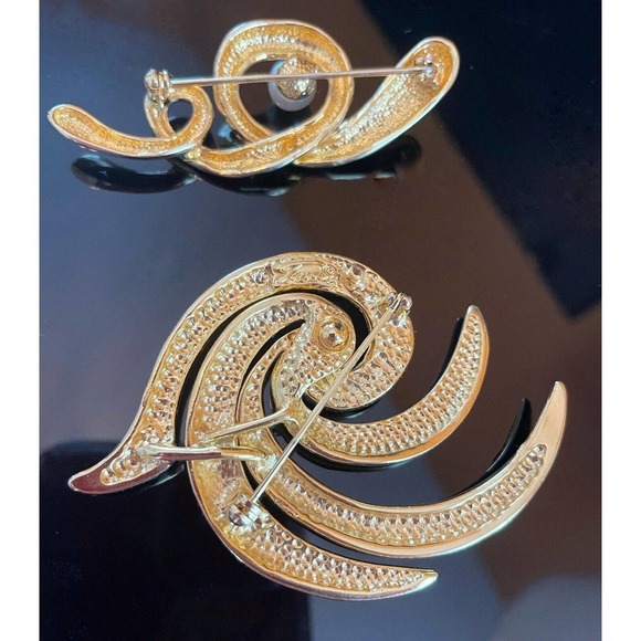 TONA Brooch Pin Set Lapel Spiral Estate Jewelry Gold Tone Vintage Pearl - Picture 4 of 4
